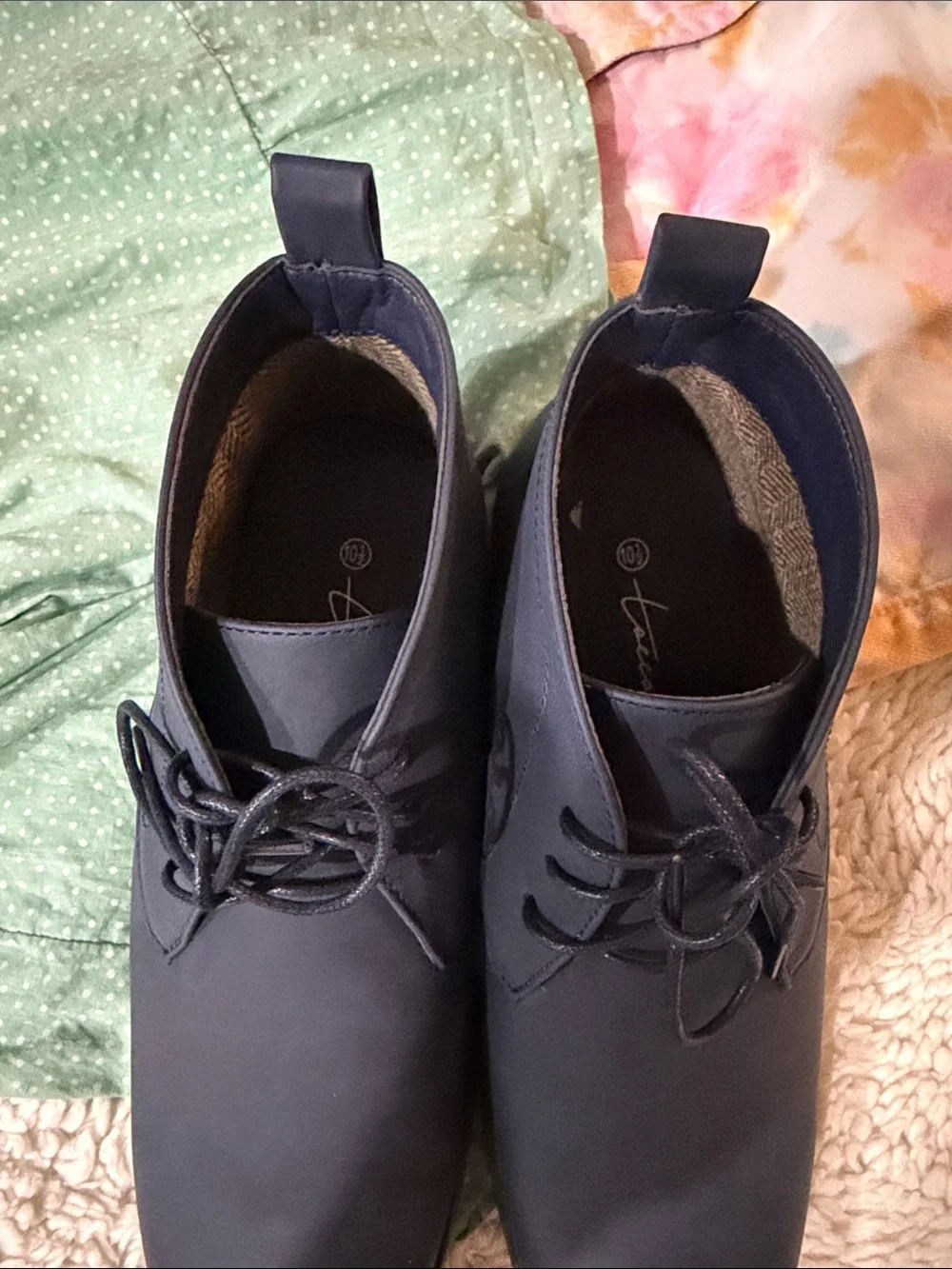 Toecap 10.5 Men's Navy Chukka Boots - Classic Lace-Up Comfort